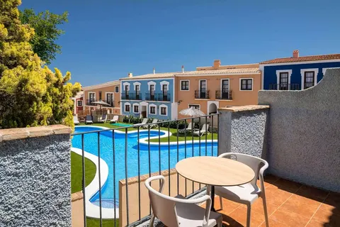 Occidental Pueblo Acantilado foto 3