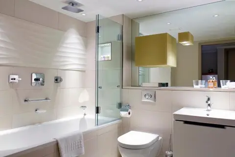 Cheval Three Quays in Londen — foto 9