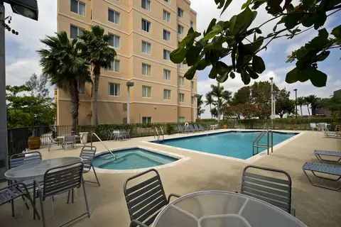 Homewood Suites Miami Airport Blue Lagoon in Miami — foto 2