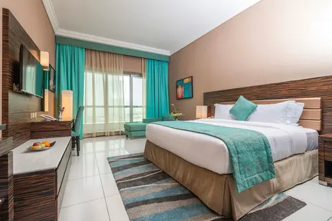 Atana Hotel in Dubai — foto 4