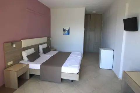 Horizon Beach in Πλακιάς — foto 5