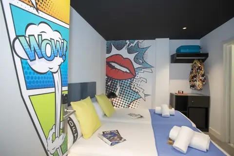 Casual Pop Art Benidorm in Benidorm — foto 7