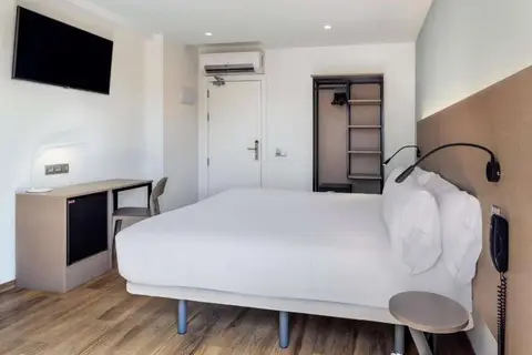 B&B Hotel Tarragona Centro Urbis in Tarragona — foto 10