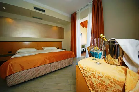 Park Hotel Zanzanu in Vaiano — foto 19