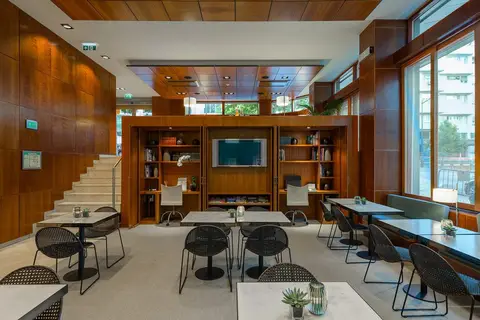 Dom Carlos Liberty in Almada, foto 11