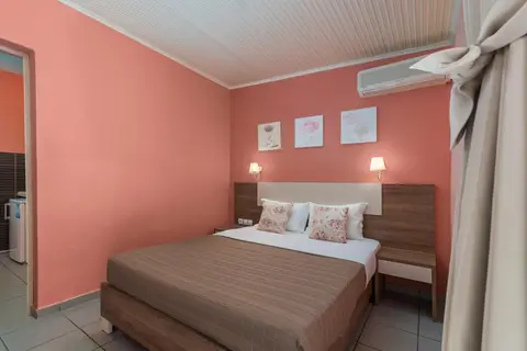Ouzas Luxury Hotel in Athene — foto 17