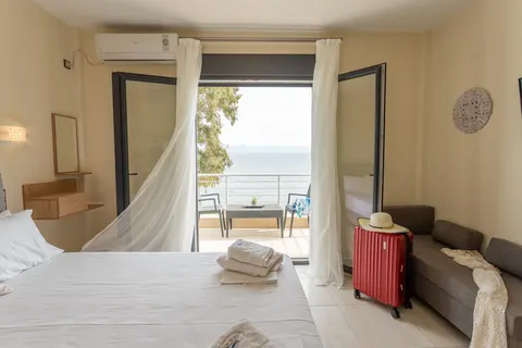 Blue Waves Resort in Πλαγιά — foto 8