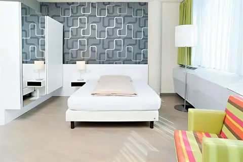 harry's home Wien Millennium Tower in Wenen — foto 24