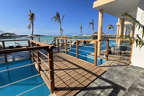 Reef & Beach Resort in Jambiani — foto 26