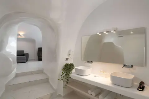 White Concept Caves in Santorini — foto 7