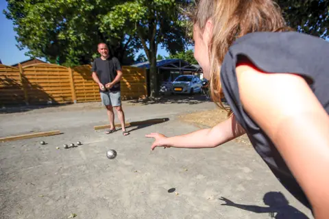 Camping Saint Grégoire in Servon — foto 4