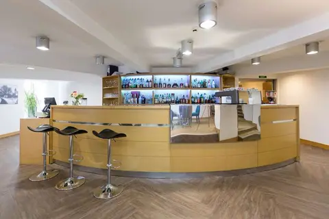 Tulip Inn Putnik Belgrade in Belgrado — foto 18
