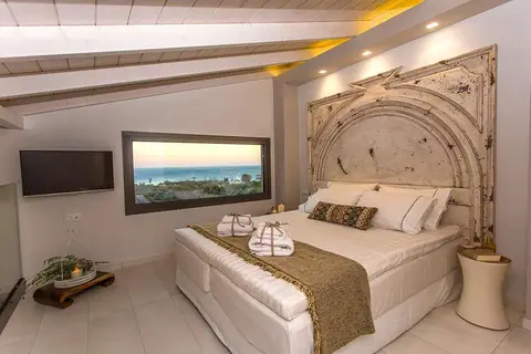 Golden Bay Suites in Πάργα