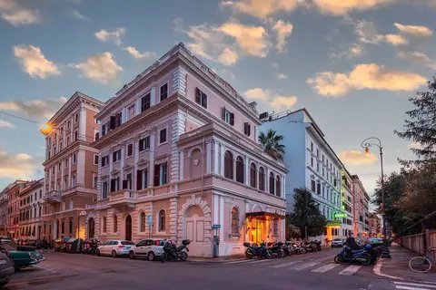 BH Hotel Roma in Rome