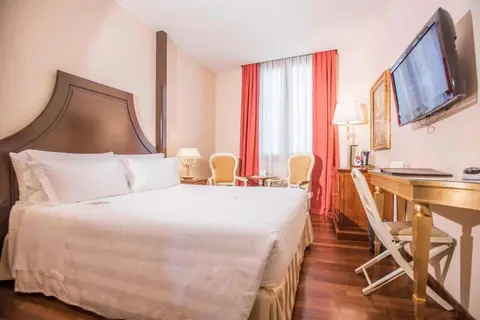 Golden Tower Hotel & Spa in Florence