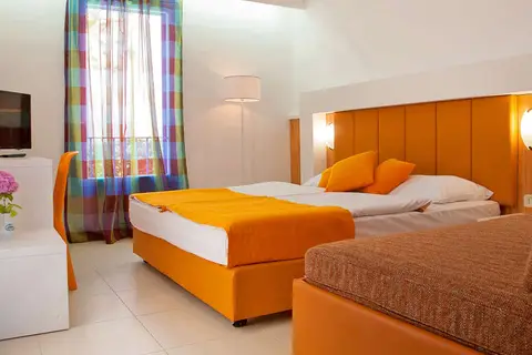 Slovenska Plaza Resort in Budva — foto 5