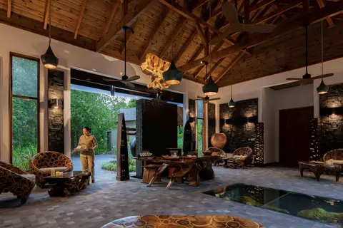 Kuredhivaru Resort and Spa Maldives in Noonu Atoll Education Centre — foto 29
