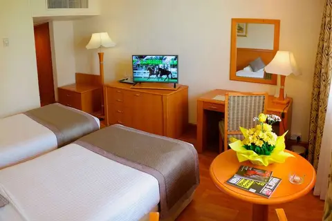 Lou Lou A Beach Resort in Al Khalidiyah — foto 25