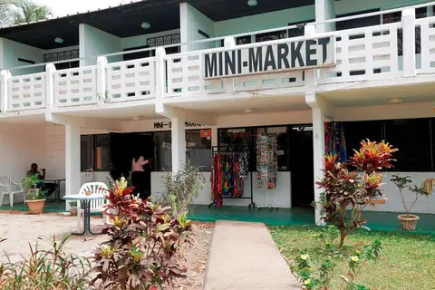 Bungalow Beach Hotel in Serrekunda — foto 11