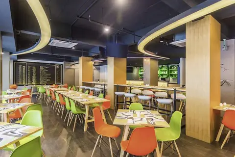 Ibis Styles Bangkok Sukhumvit 50 in Bangkok — foto 11