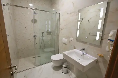 Portik Hotel in Berat — foto 12