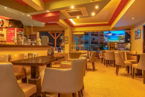Bright Star Apartments in Faliraki — foto 4
