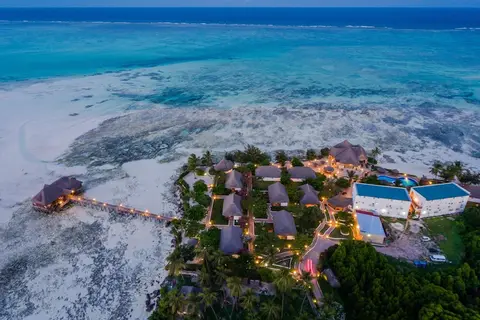 Reef & Beach Resort in Jambiani — foto 18