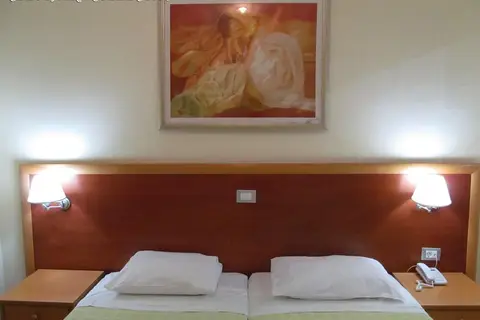 Cleopatra Classic Hotel in Καρδάμαινα — foto 27