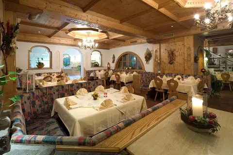Hotel Obermair in Fieberbrunn — foto 8