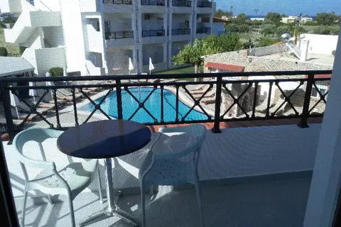 Bright Star Apartments in Faliraki — foto 22