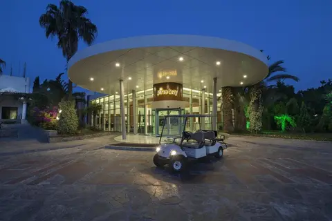 Pine Bay Holiday Resort in Kuşadası — foto 26