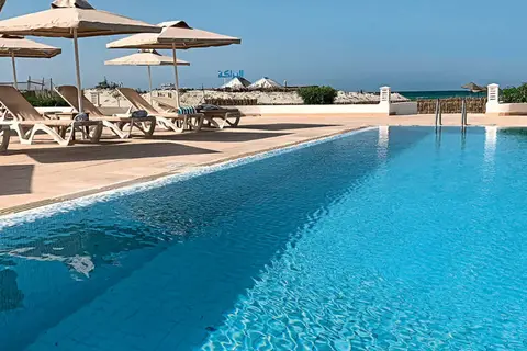TMK Marine Beach in المقارسة — foto 2