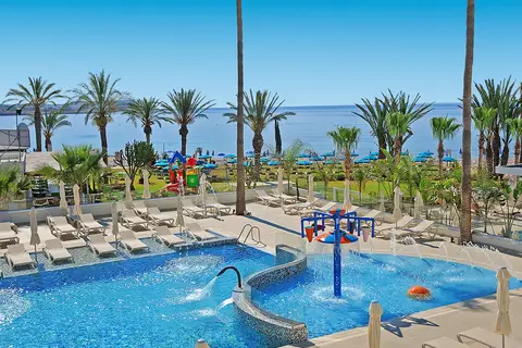 Nelia Beach Hotel in Ayia Napa — foto 14