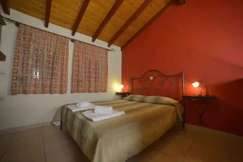 Megali Luxuries Apartments in Λιβάδι — foto 13