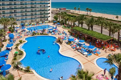 Golden Taurus Aquapark Resort in Pineda de Mar — foto 18