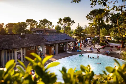 hu Altomincio Village foto 3