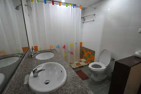 Basaya Beach Hotel & Resort in พัทยา — foto 19