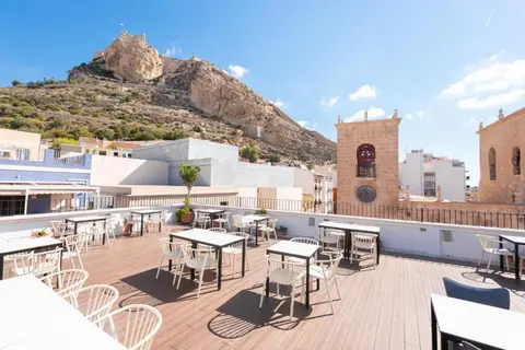 La Milagrosa in Alicante — foto 24