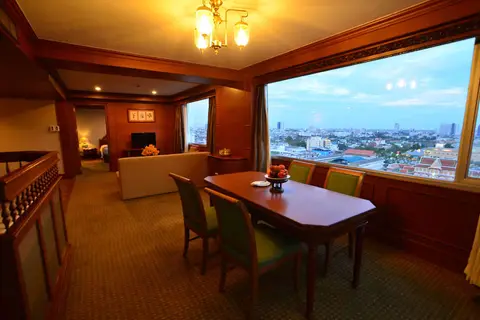 Ramada Plaza by Wyndham Menam Riverside in Bangkok — foto 15