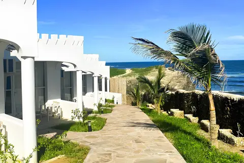 Lion Beach Resort in Kasemeni ward — foto 5