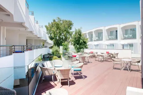 Park Beach Hotel in Γερμασόγεια — foto 11