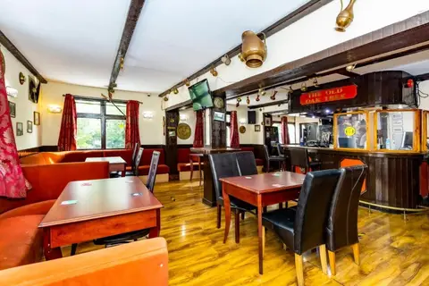 Old Oak Tree Inn in Londen — foto 8
