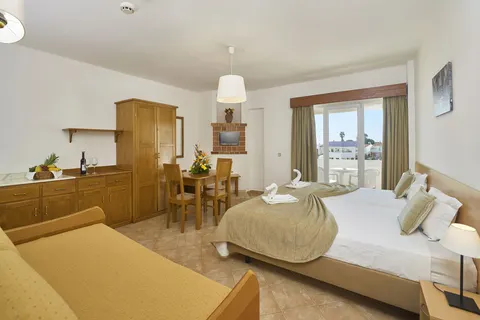Cheerfulway Choro Maris (voorheen Cheerfulway Minichoro) in Albufeira — foto 4