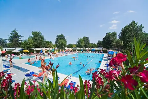 Camping Village Butterfly by Happy Camp in Peschiera del Garda