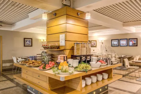 Delle Nazioni foto 3