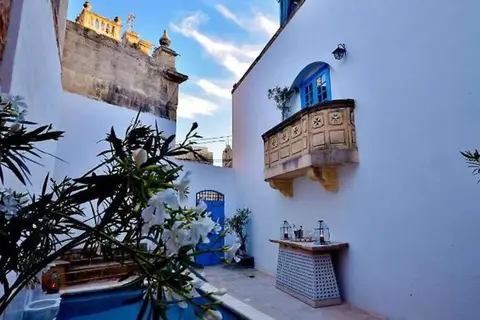Chapel 5 Suites in In-Naxxar