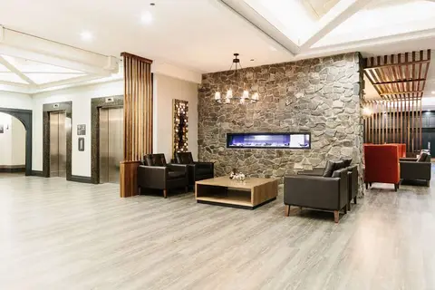 Elk & Avenue Hotel in Banff — foto 11