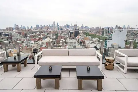 50 Bowery NYC in New York — foto 24