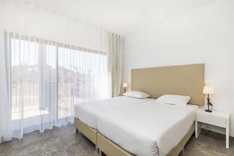 Algarve Race Resort Hotel in Mexilhoeira Grande — foto 8