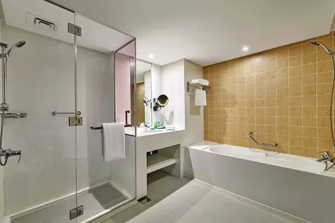 Ramada Hotel & Suites by Wyndham JBR in Hawthorn Suites by Wyndham Dubai — foto 30